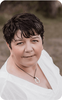 Meet Sarah Thompson, MSW, RSW, a compassionate counselor at Epiphany Counselling and Consulting.